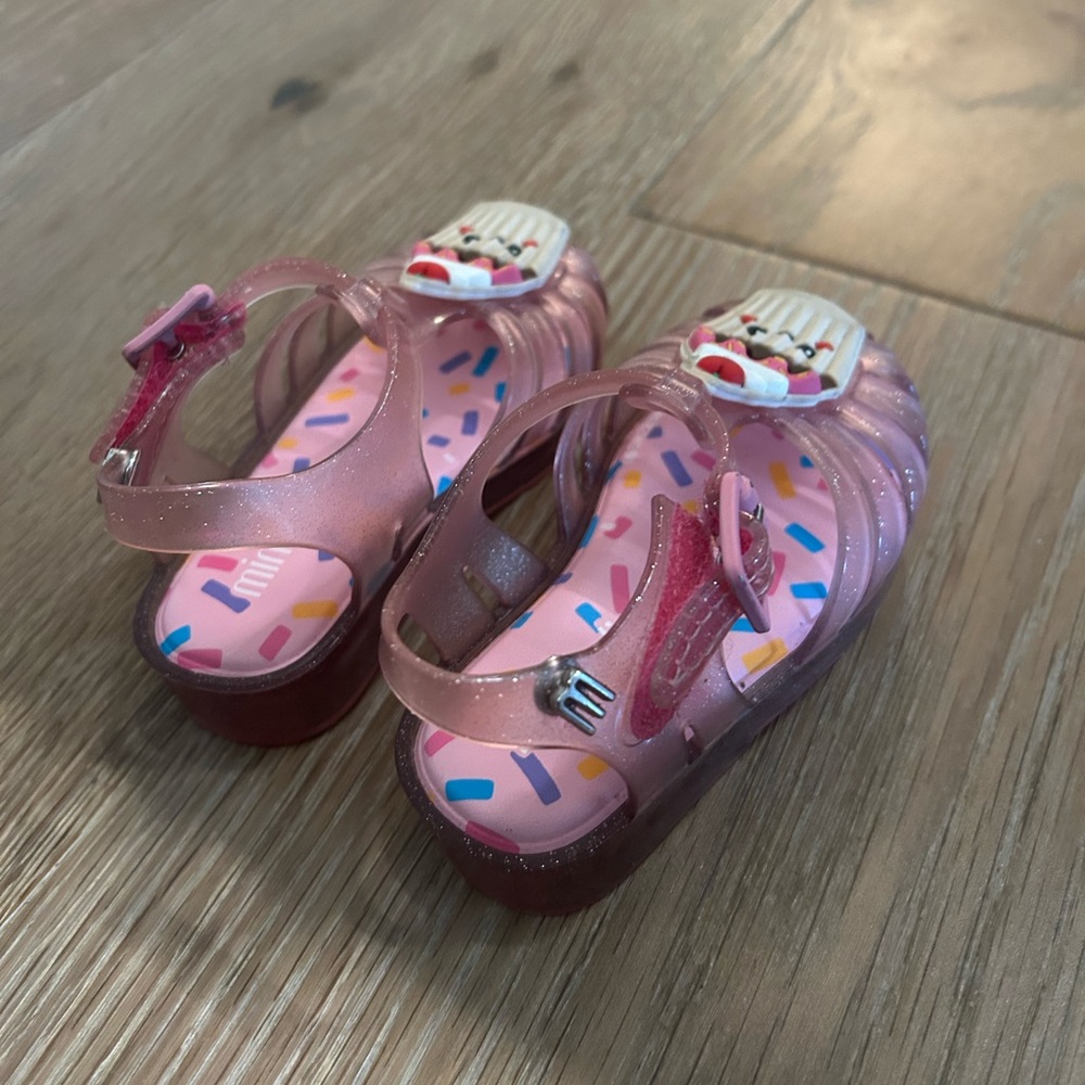Mini Melissa Pink Jelly Sandals with Floral Design-like new!!